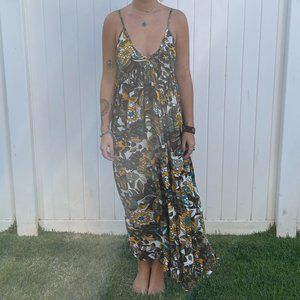 Floral Patterned Maxi Dress (M)
